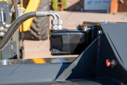 Щетка дорожная, коммунальная, с баком - AТOM 2500