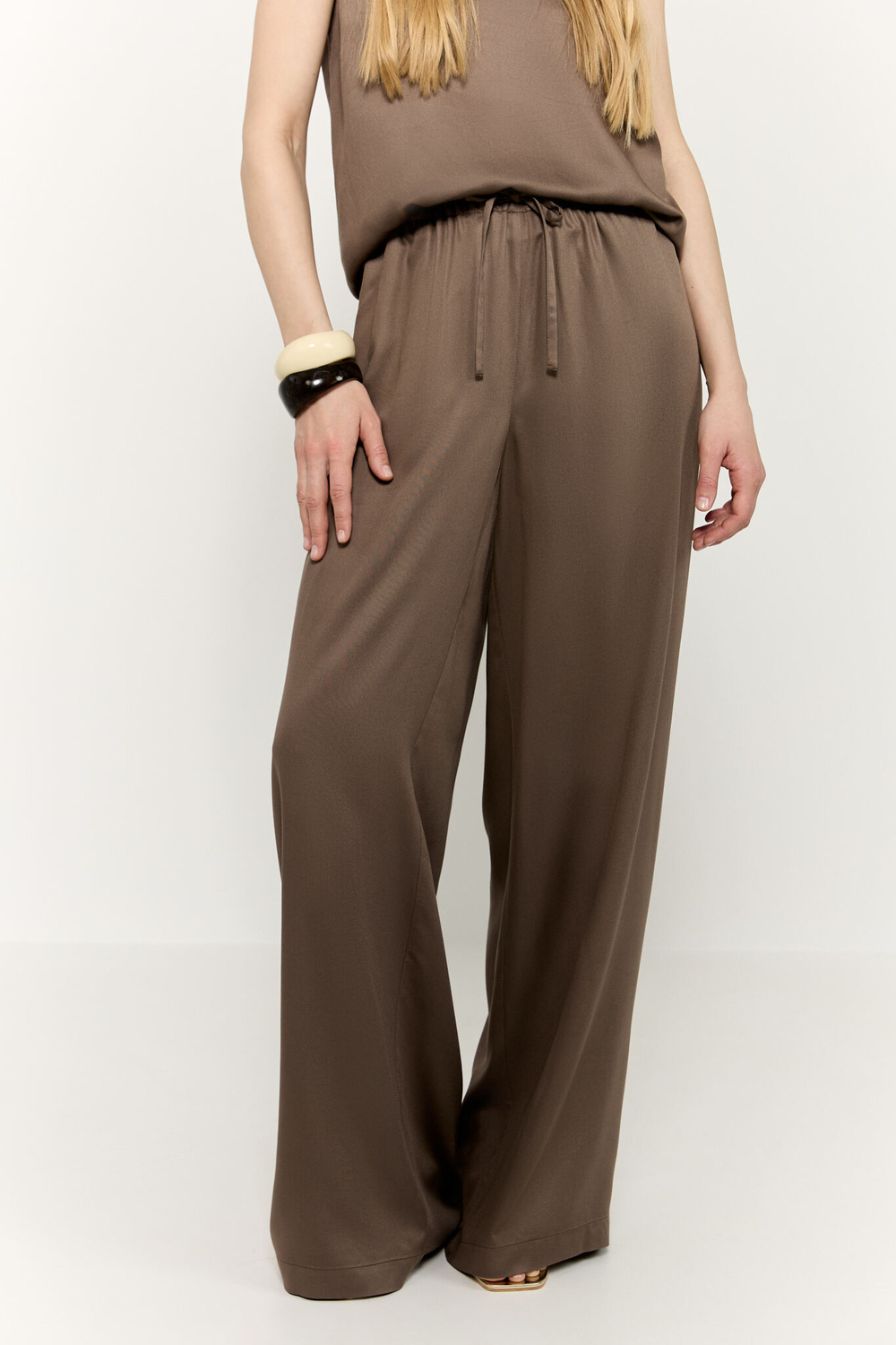 Брюки струящиеся