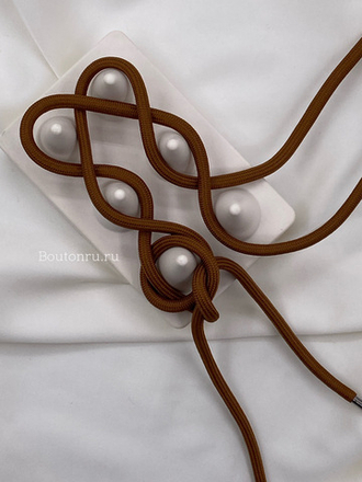 Шнур коричневый 1,40 м