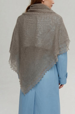 Оренбургский пуховый платок-паутинка А140-03 серый