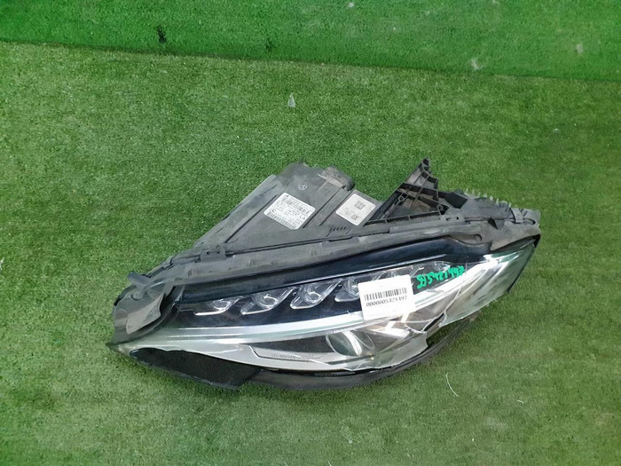 Битая Фара левая Mercedes C W205 (2014-2018) LED