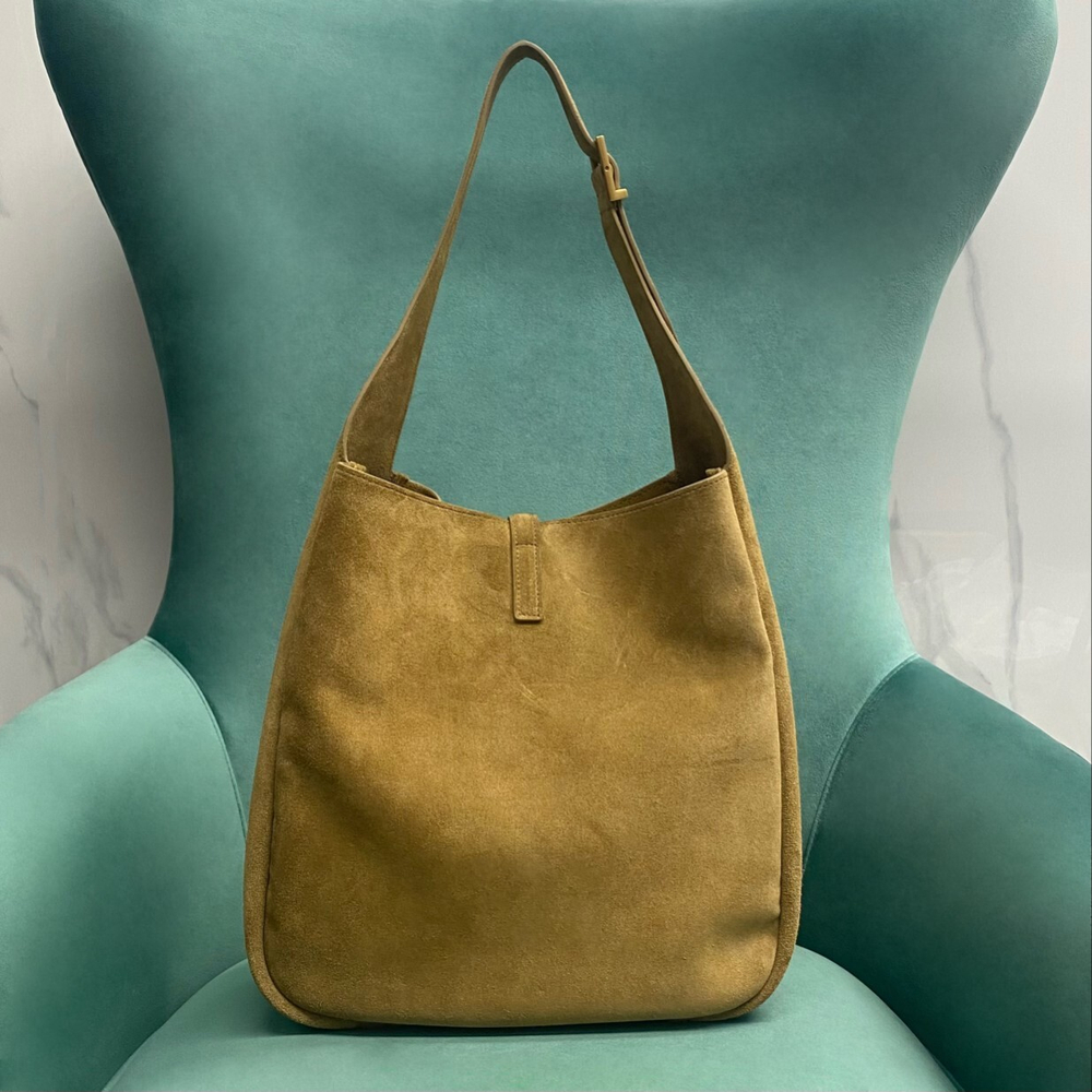 Saint Laurent Large Le 5 A 7 Supple 31 cm