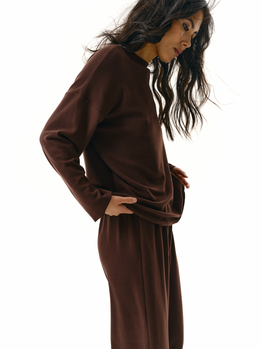 LONGSLEEVE COFFEE PLUSH