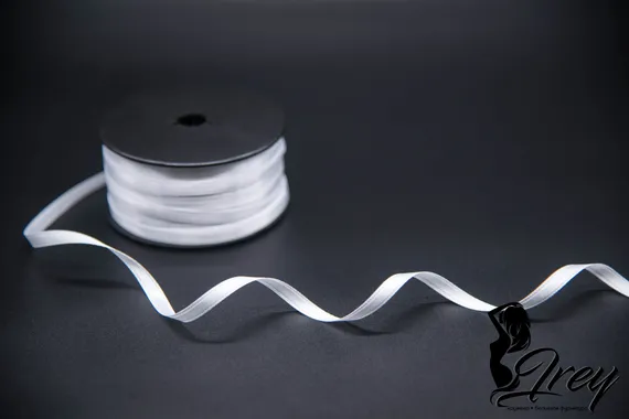 Лента атласная, 6 мм, белый 001