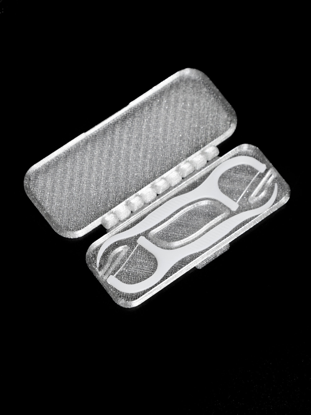 Набор стоматологических дорожных контейнеров для 1-й и 2-х зубочисток с нитью — флоссеров, белый, полупрозрачный