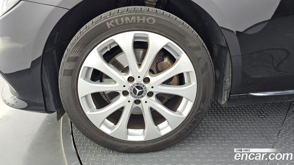 Mercedes-Benz E-Class W213 E220d 4MATIC Exclusive (04.2020)