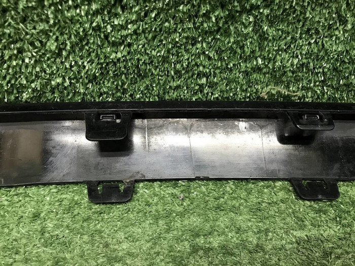 Накладка перед. бампера Mercedes C w205 18-23 AMG