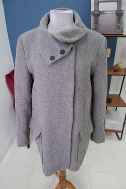 Пальто Zara  с шерстью 50 размер