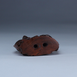 Нэцкэ Два карпа в волнах