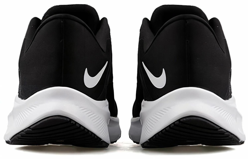 Кроссовки Nike Quest 3