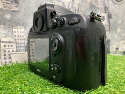 Nikon D800 324.000 кадров