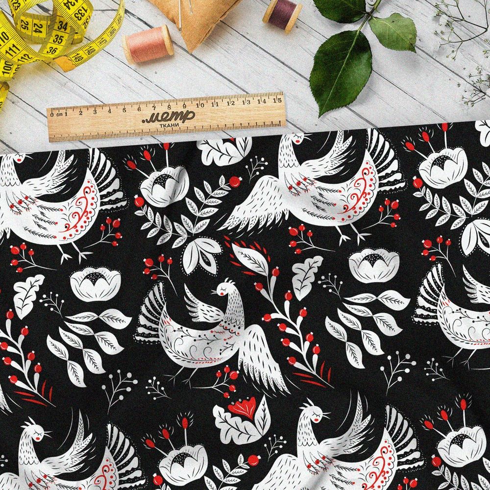 Ткань атлас белая на чёрном роспись