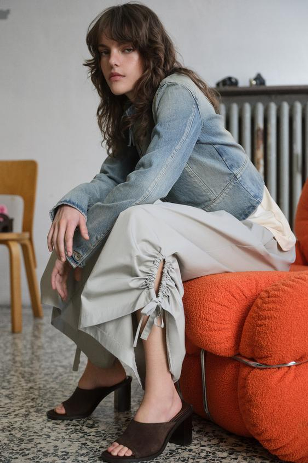 ZARA БРЮКИ КЮЛОТЫ С РЕГУЛИРУЕМЫМ НИЗОМ, СЕРЫЙ