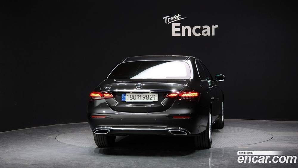 Mercedes-Benz E-Class W213 E250 Exclusive (06.2021)