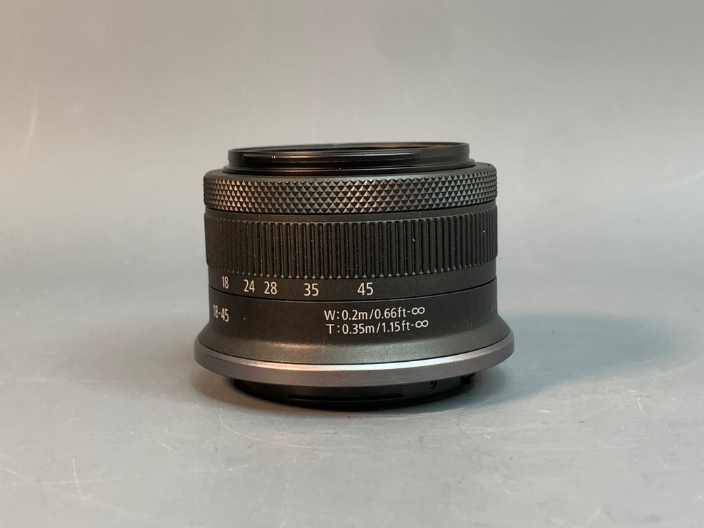 Canon EOS R50 Kit 18-45mm 8.000 кадров