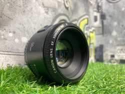 Canon EF 50mm 1.8 II