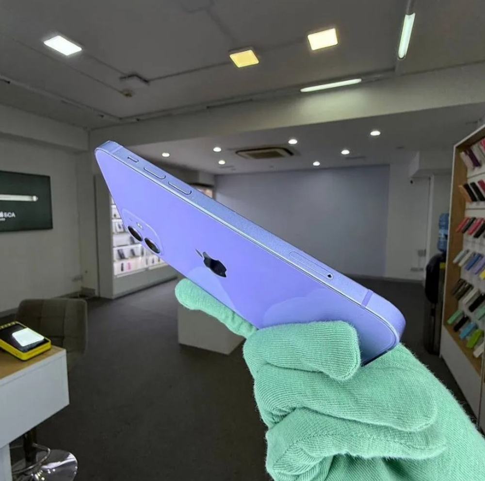 iPhone 12, 64 ГБ б/у