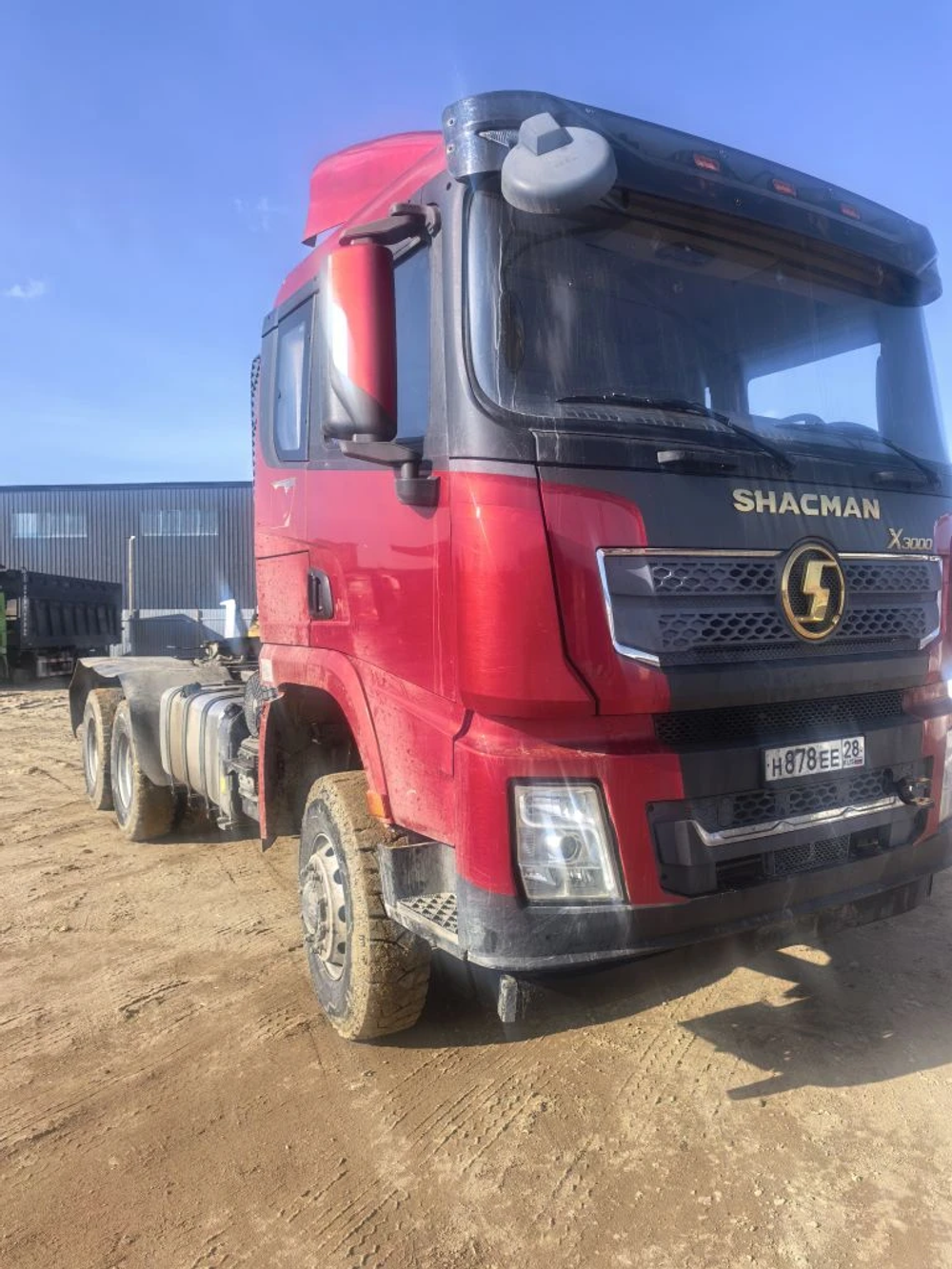 Shacman (Shaanxi) SX* 6x6 Седельный тягач SX42586V385 (Дизельный, 11,6 л, 423 л.с., МТ)