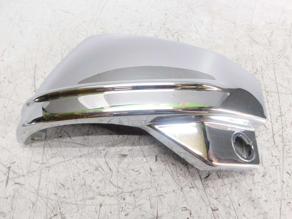 Пластик боковой левый Yamaha Drag Star 400 4TR-21711 VH01J