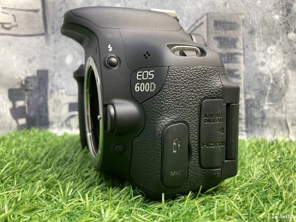 Canon 600D + 18-55mm 2000 кадров Покупка/Продажа
