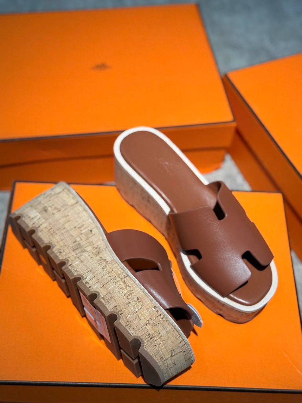 Шлепанцы Hermes