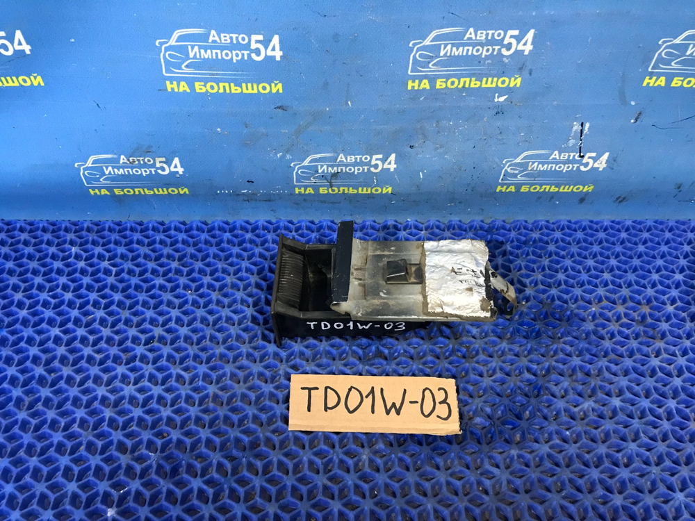 Пепельница SUZUKI ESCUDO 1995