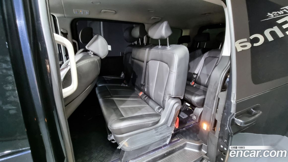 Hyundai Staria 4WD Tourer 9-и местный (05.2022)