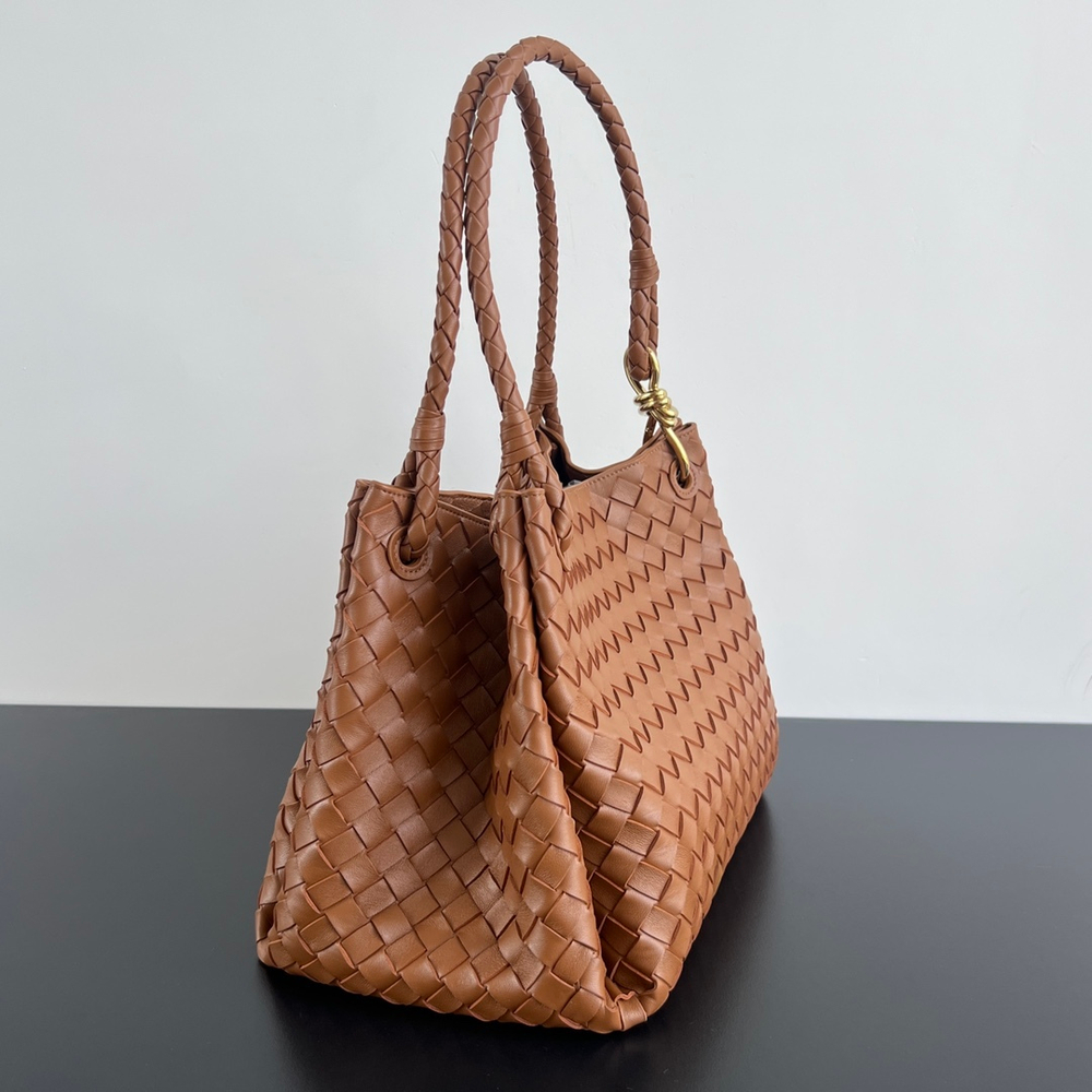 Bottega Veneta Large Parachute 30 cm