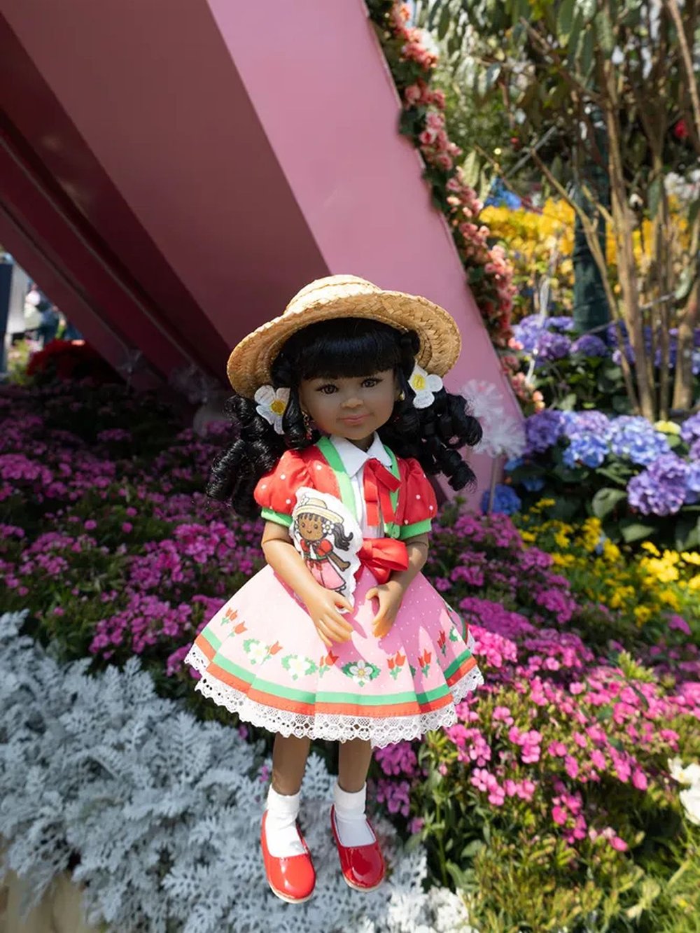 Кукла Ruby Red Кайра 31см (ограниченная серия)