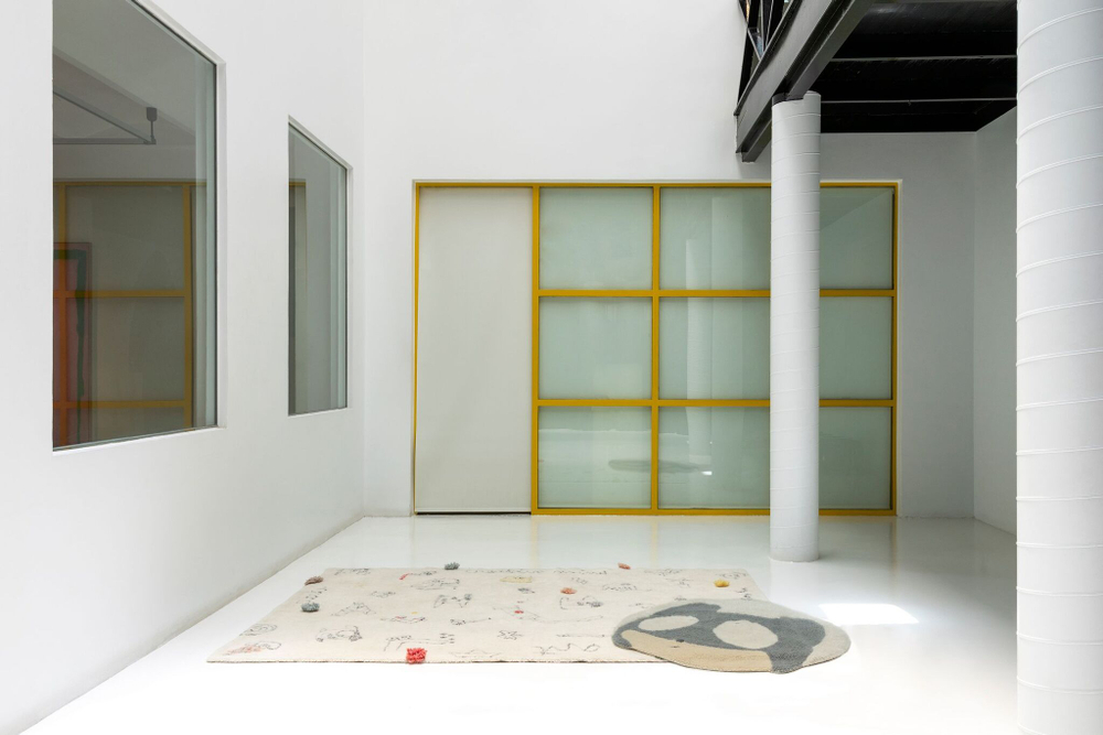 Шерстяной стираемый ковер Lorena Canals Astromouse (100Ø см)