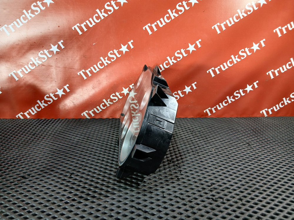 Панель приборов