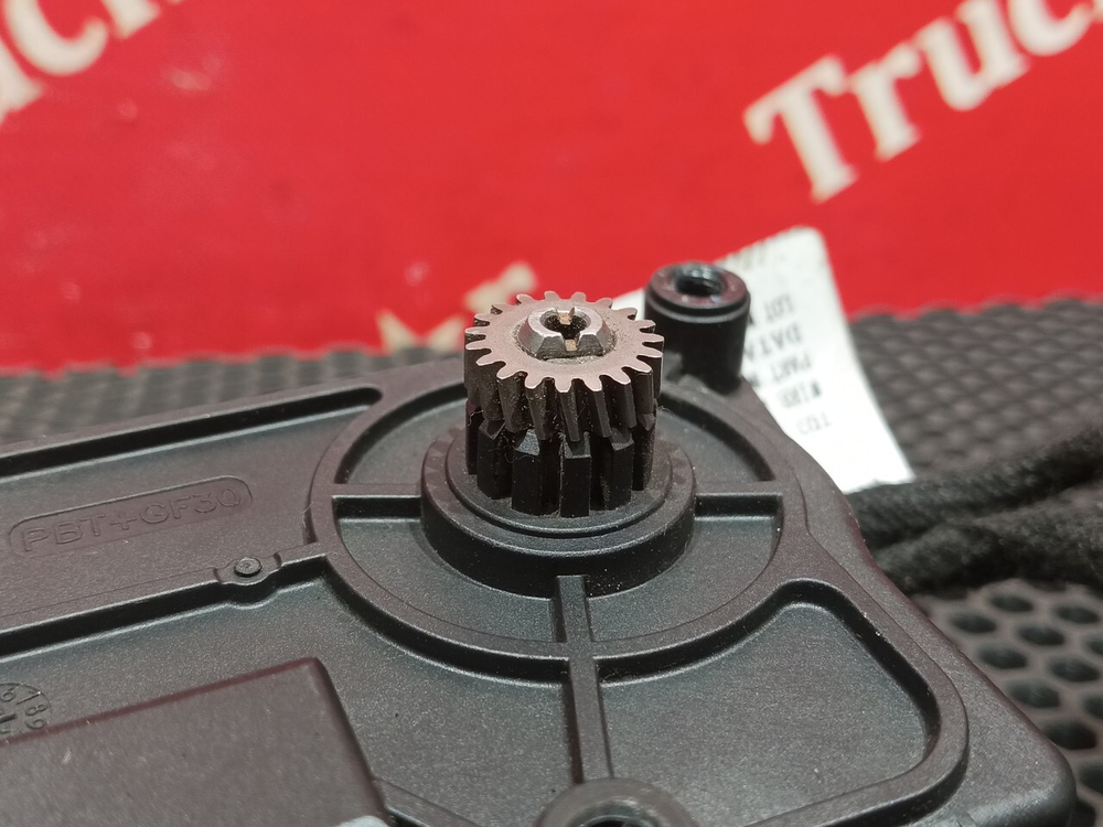 Моторчик люка 2023г.