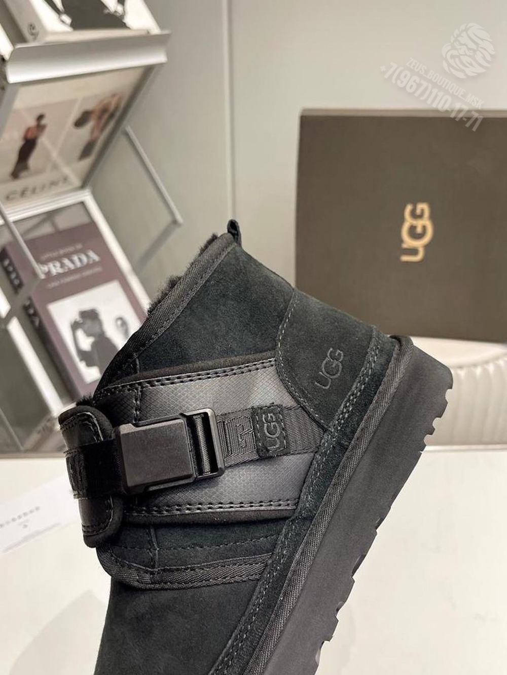 UGG