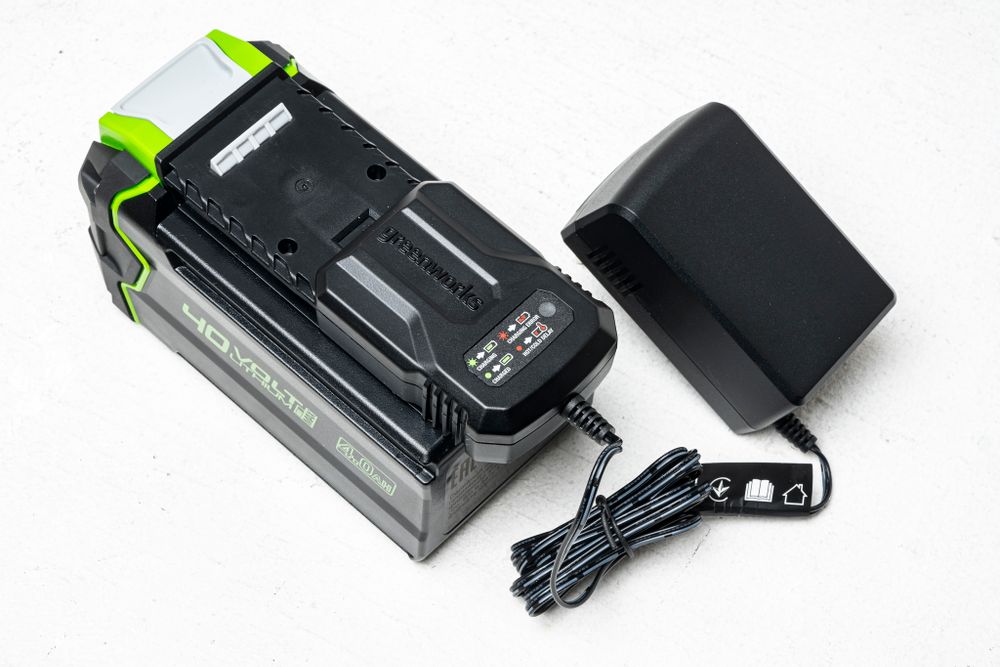 Зарядное устройство Greenworks 40v, 2A (2946507)