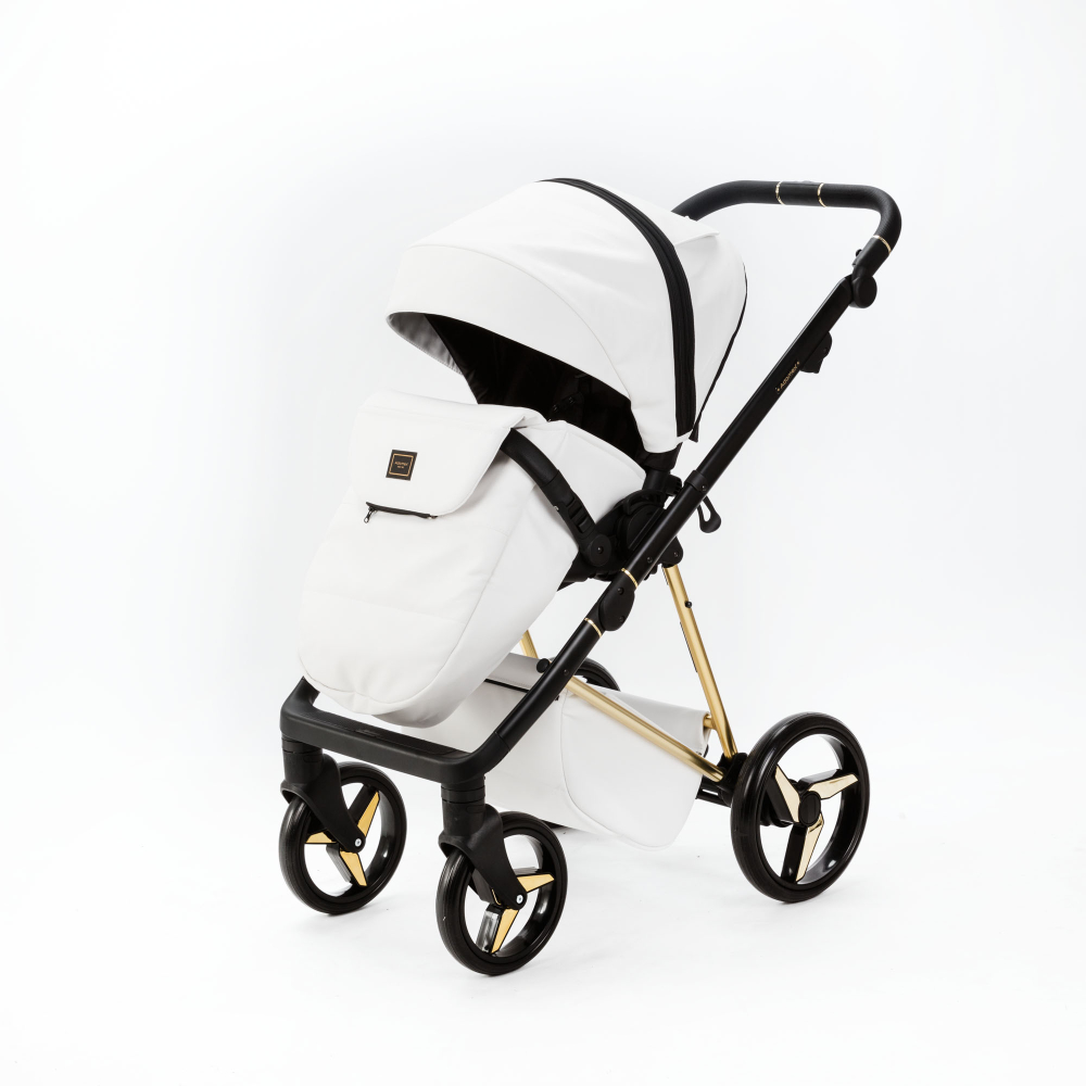 Детская универсальная коляска Adamex Quantum Star Deluxe Q-STAR104 (2в1) Белая экокожа,  золото