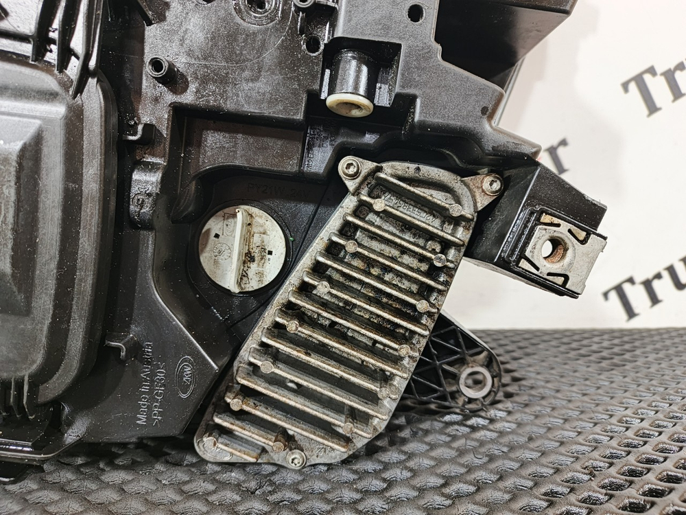 Фара левая 2019г.