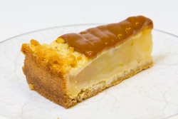 Пирог "Яблочный с карамелью"  Питерфрост