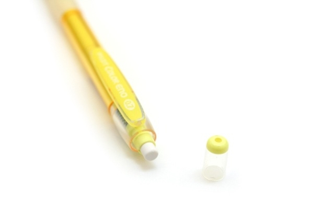 Цветные механические карандаши Pilot Color Eno выпускается в восьми ярких оттенках, каждому из которых соответствует оттенок цветного грифеля.