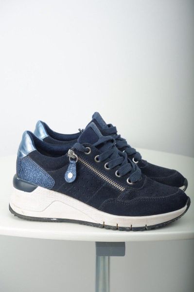 Разнообразие брендов от ralph lauren, levi’s, escada Разнообразие брендов от ralph lauren, levi’s, escada