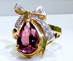 Кольцо Эстерелла золото 750, турмалин, бриллиант