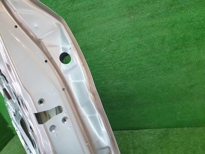 Дверь передняя правая Suzuki Vitara 2 (2014-н.в.)