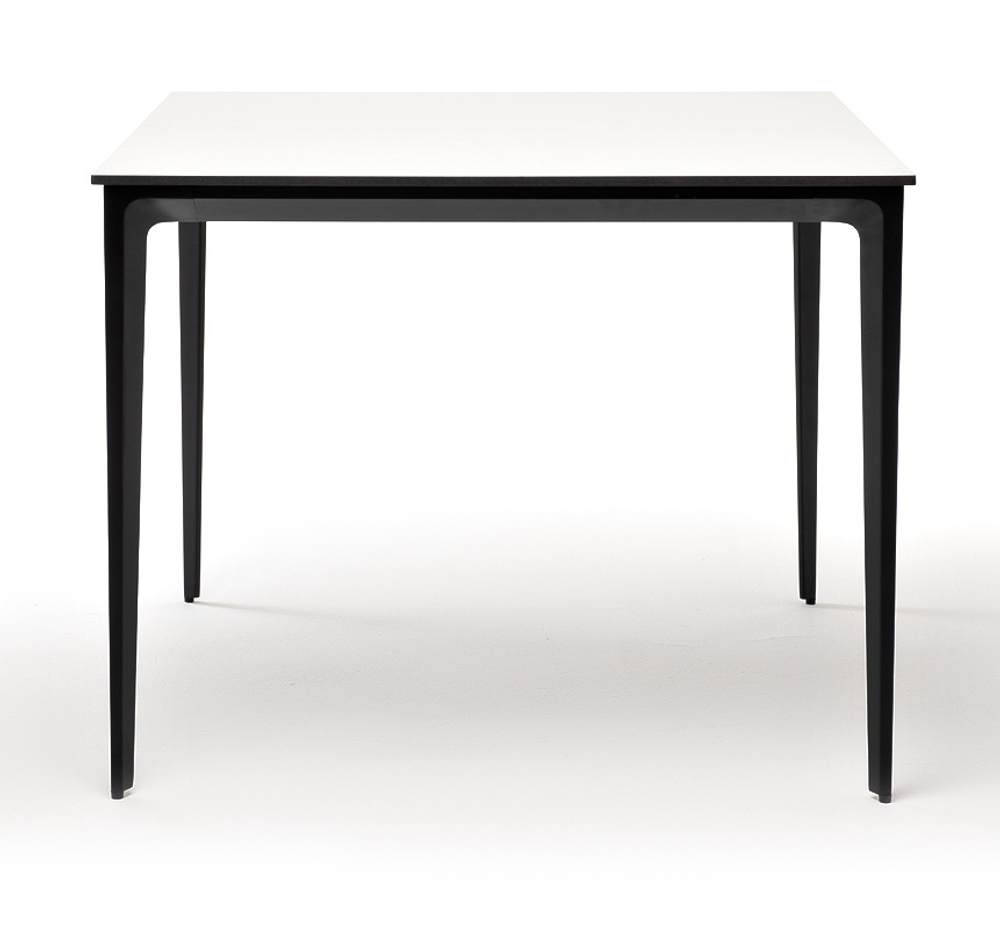 "Малага" обеденный стол из HPL 90х90см, цвет молочный, каркас черный