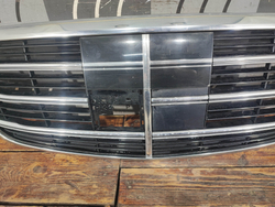 Решетка радиатора Mercedes S-Class (W223) 20-нв Б/У Оригинал A22388041009040