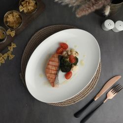 Блюдо овальное 31*22,2 см h2,8 см без борта Fine Plus Noble [1]