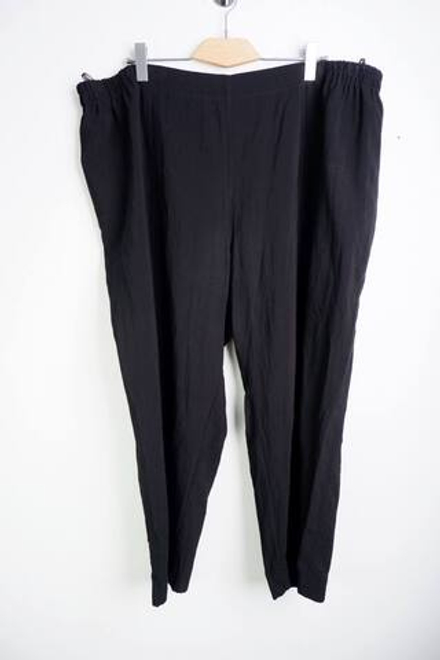 Брюки из жатой ткани, визуально на 60 размер