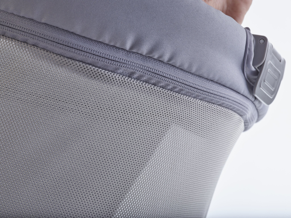 Кроватка-стульчик Chicco Baby Hug 4 в 1 Air Stone, серый