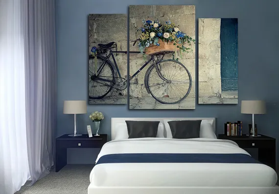 Модульная картина "Букет и велик"