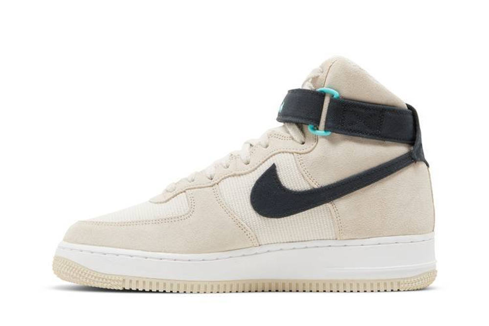 Кроссовки Nike Air Force 1 07 Lx