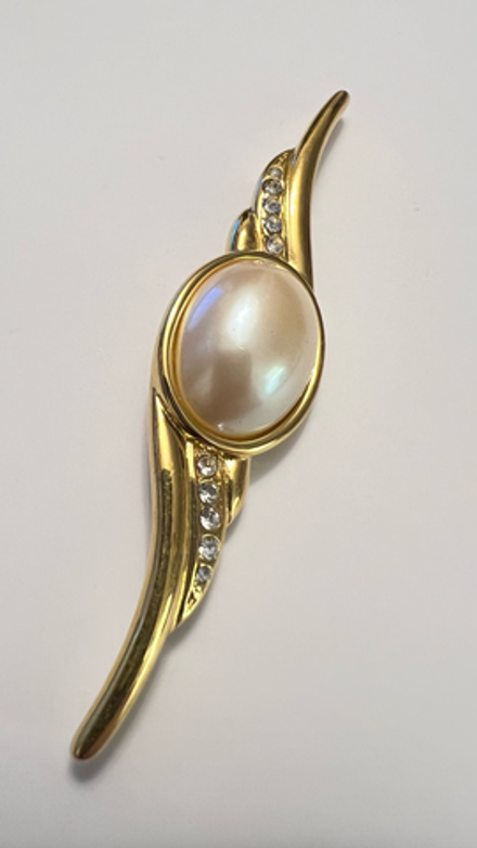 Брошь планка Monet с жемчугом и кристаллами