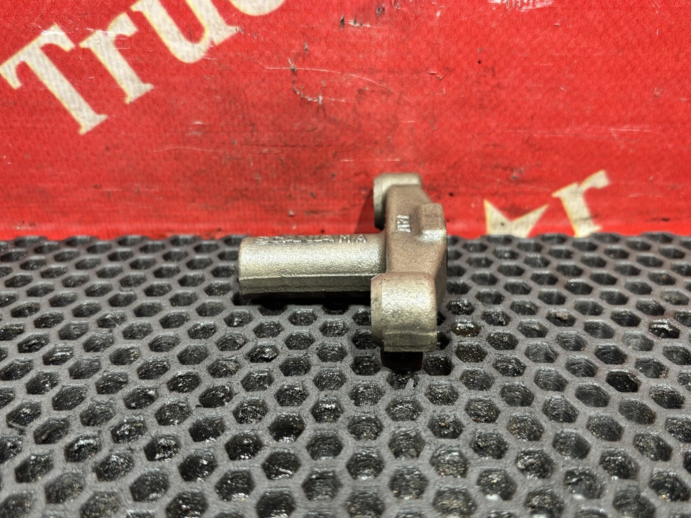 Коромысло клапана 2021г.